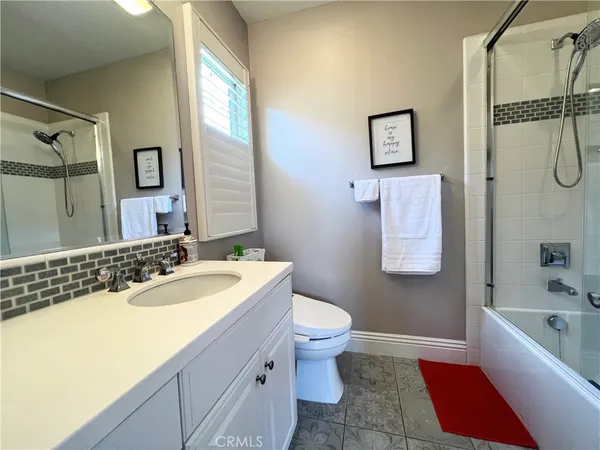 $7,500 | 76 Weston, Irvine, CA 92620