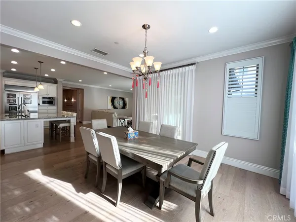 $7,500 | 76 Weston, Irvine, CA 92620