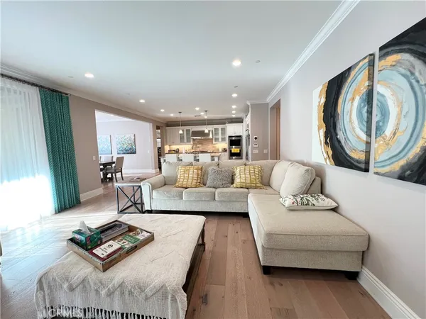 $7,500 | 76 Weston, Irvine, CA 92620