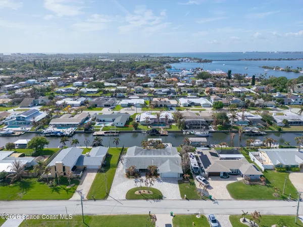 $1,599,000 | 511 Eleuthera Lane, Indian Harbour Beach, FL 32937