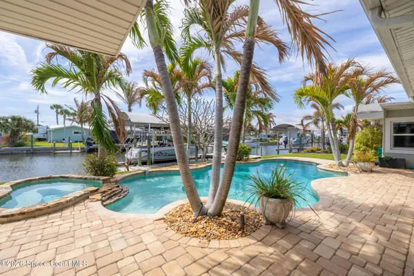 $1,599,000 | 511 Eleuthera Lane, Indian Harbour Beach, FL 32937