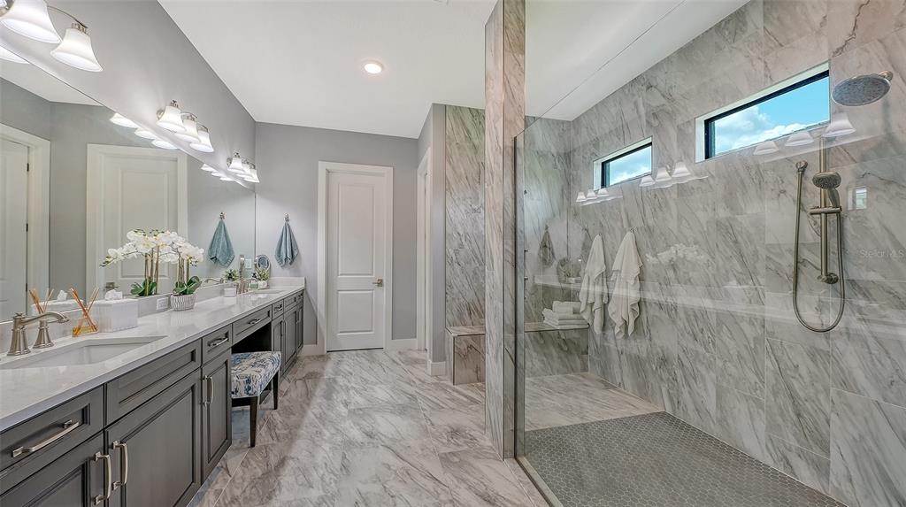 5018 Surfside Circle Lakewood Ranch, FL 34211 - Photo 27 of 76