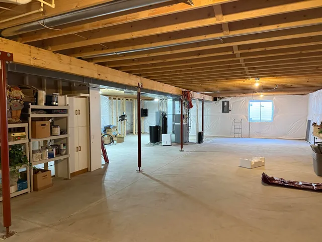 $379,900 | 863 Bridget Drive, Beloit, WI 53511