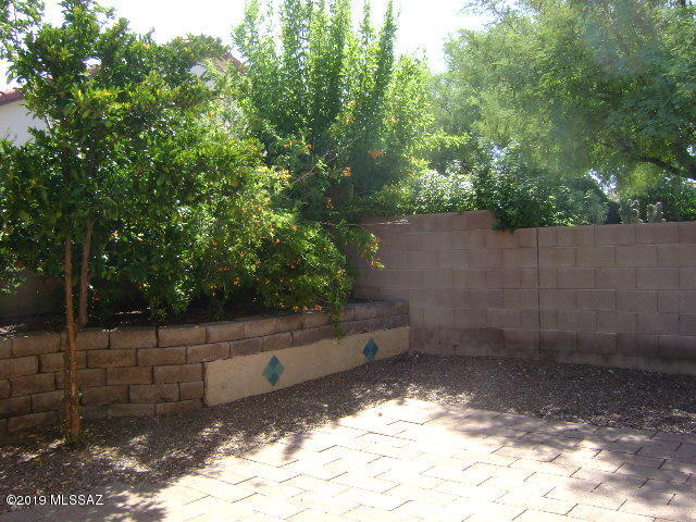 9017 East Rainsage Street Tucson, AZ 85747 - Photo 7 of 15