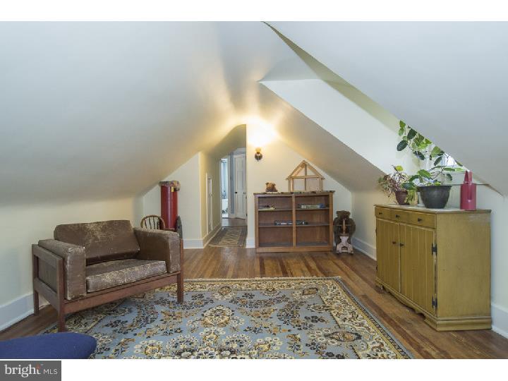 425 Kathmere Road Havertown, PA 19083 - Photo 20 of 25 Family Room