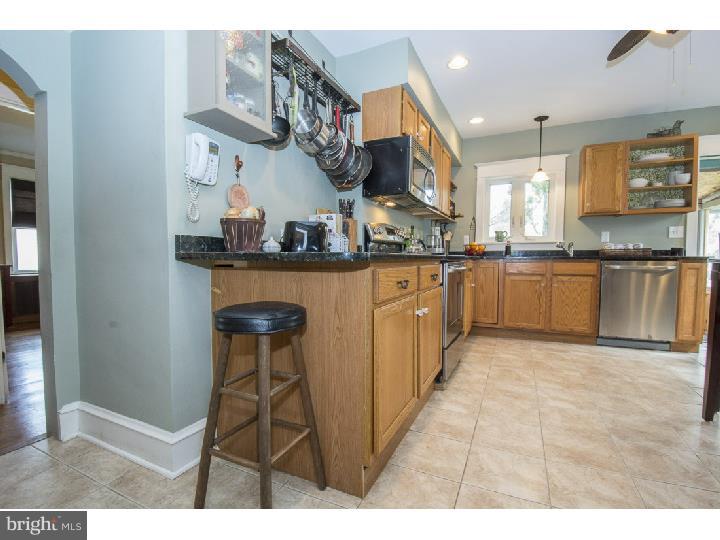425 Kathmere Road Havertown, PA 19083 - Photo 8 of 25 Kitchen