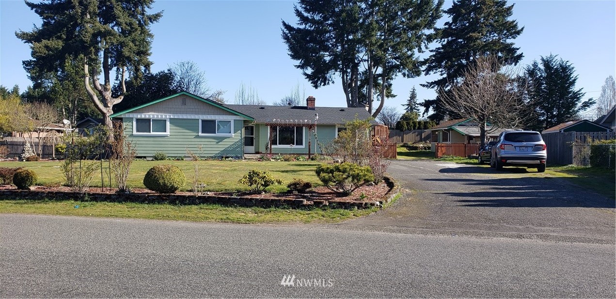 5217 Arrowhead Road Southwest Lakewood, WA 98499 - Photo 1 of 24 Gallery Image 1