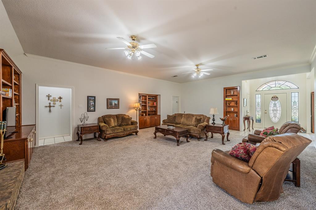 2305 Floyd Hampton Road Crowley, TX 76036 - Photo 13 of 37 Gallery Image 13