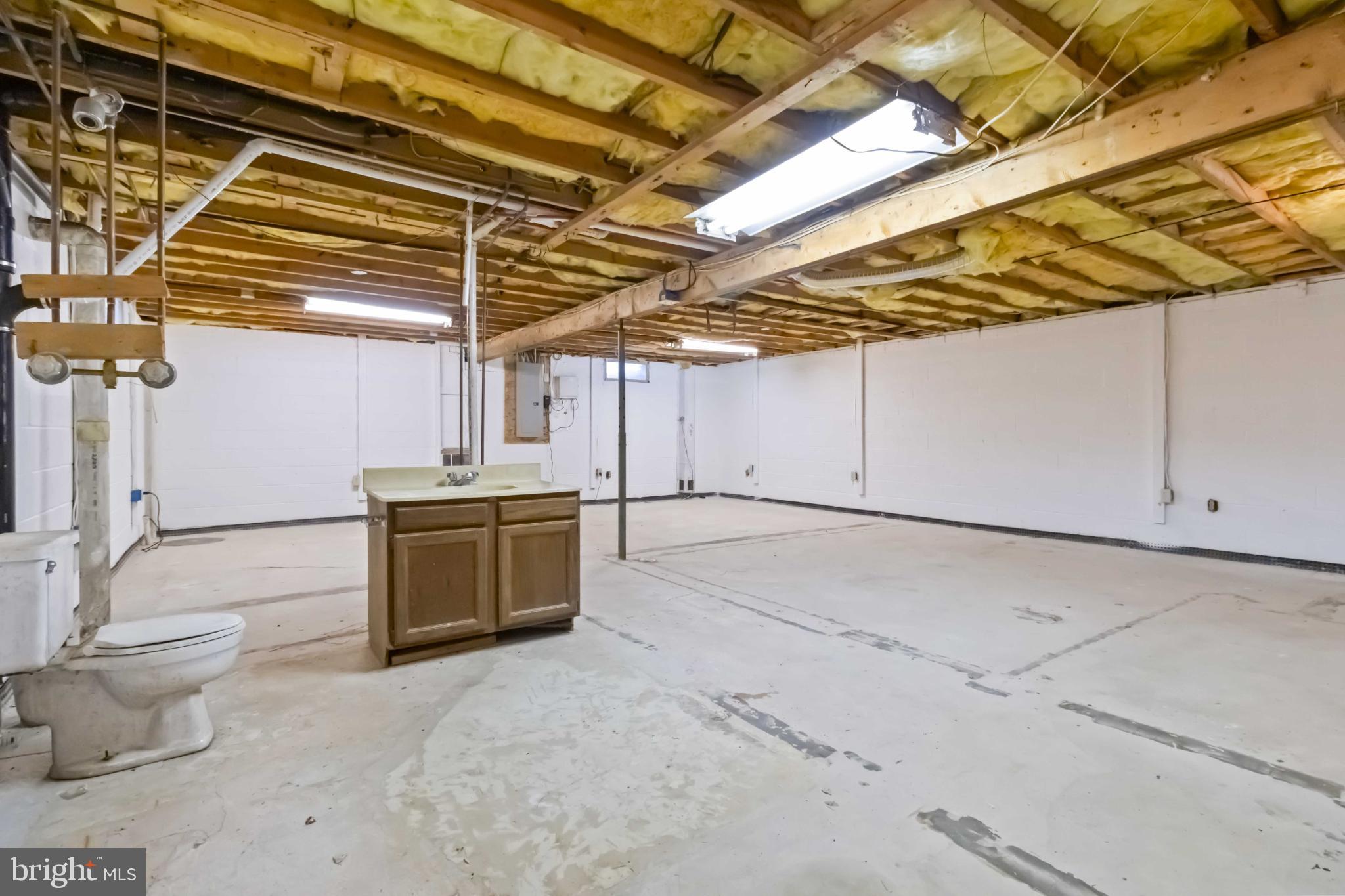 6216 Blue Grass Avenue Harrisburg, PA 17112 - Photo 19 of 23 a view of a storage & utility room