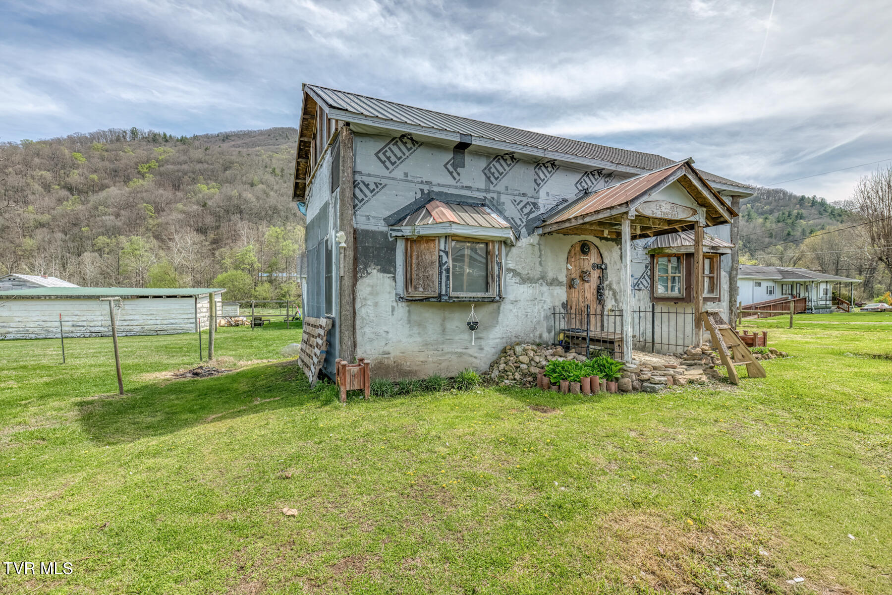 1113 Rittertown Road Hampton, TN 37658 - Photo 32 of 32 1113 Rittertown Rd-33