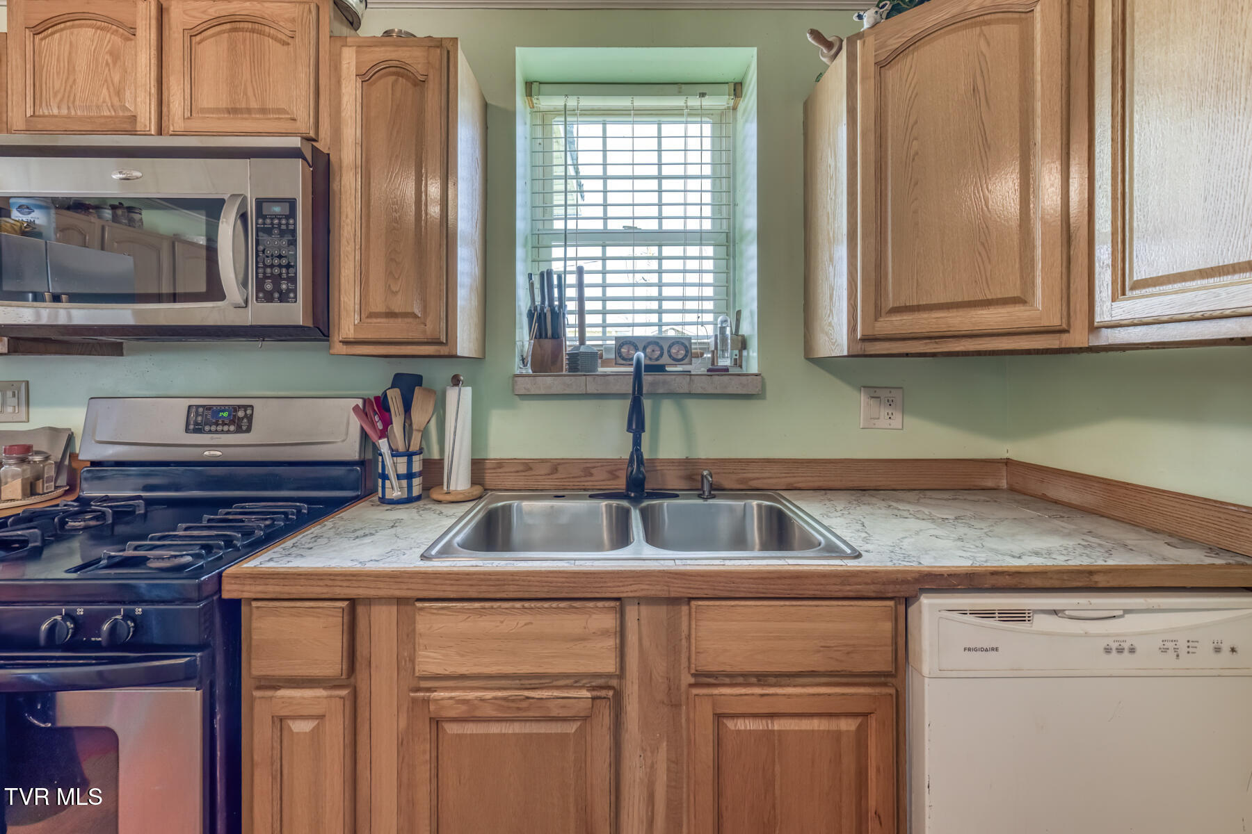 1113 Rittertown Road Hampton, TN 37658 - Photo 9 of 32 1113 Rittertown Rd-9