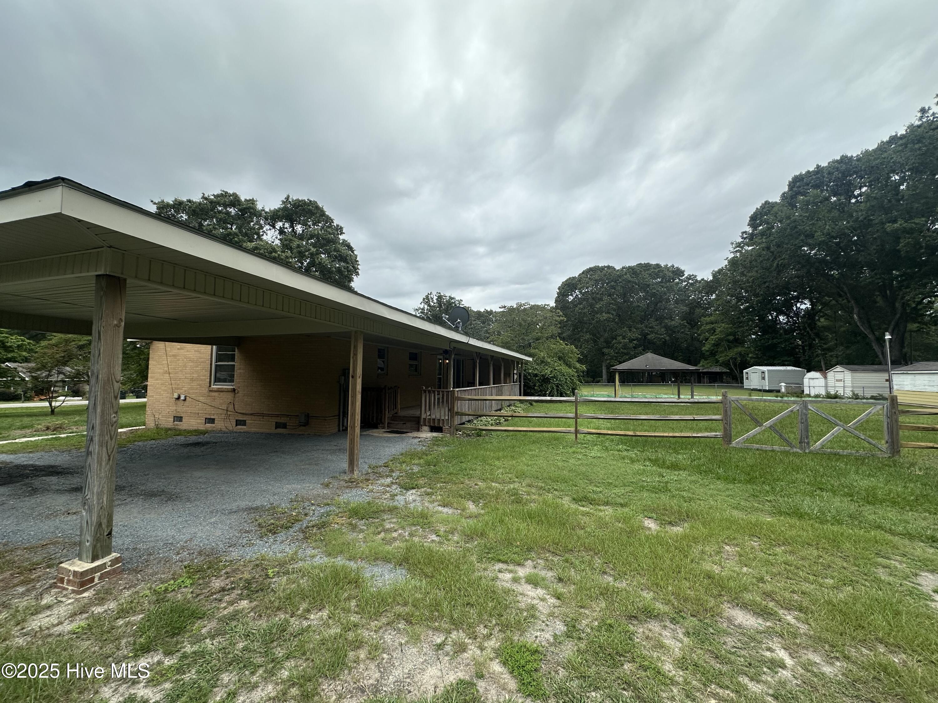 11621 Purcell Road Laurinburg, NC 28352 - Photo 6 of 22 IMG_8796