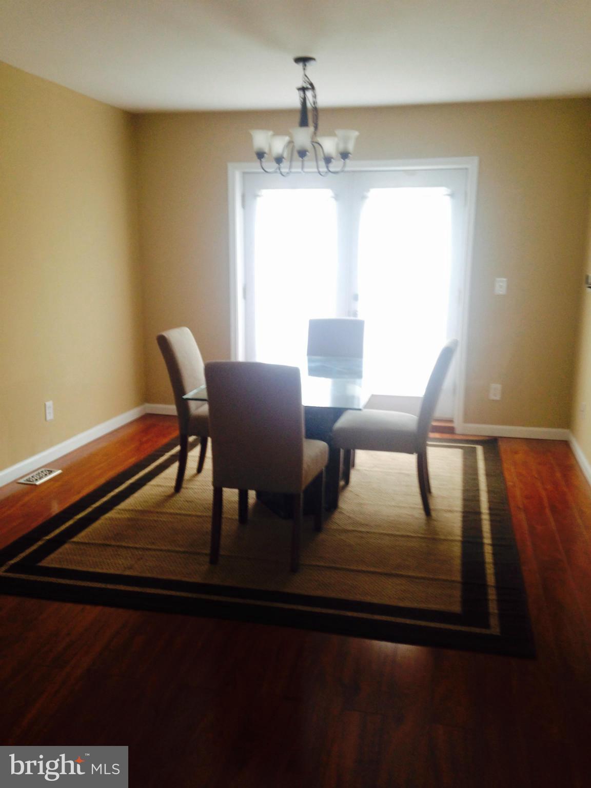 4010 Cedardale Road Baltimore, MD 21215 - Photo 5 of 15 Dining Room