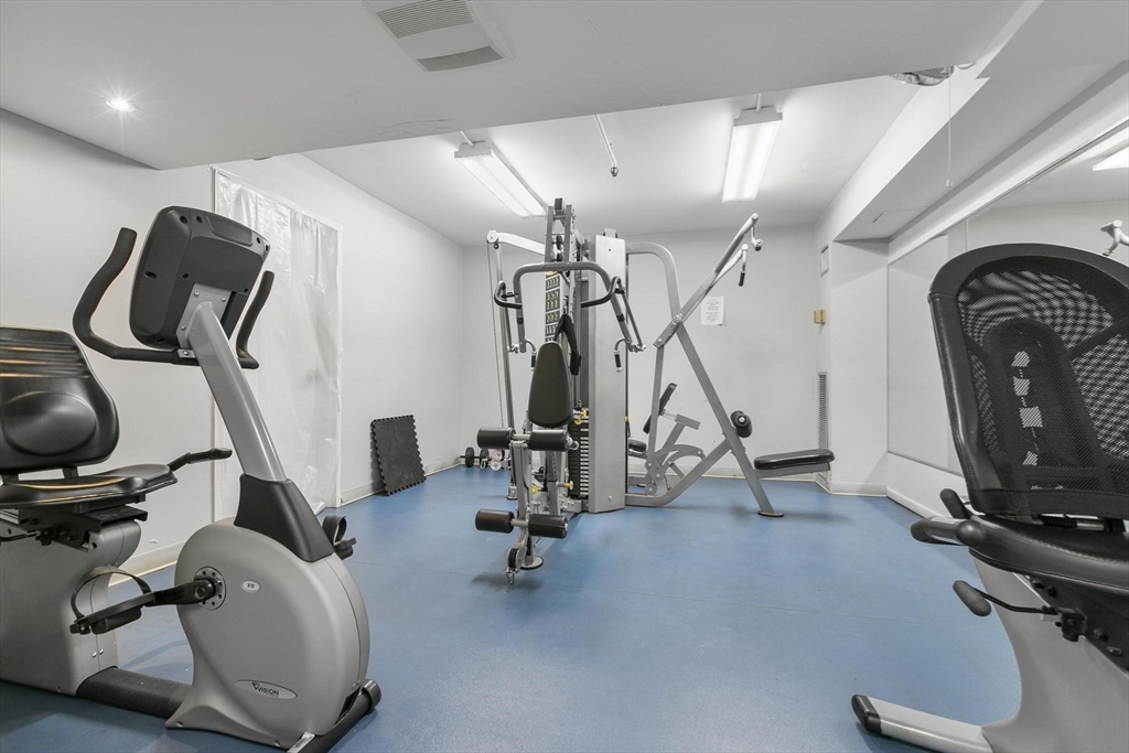 1731 Beacon Street, Unit 114 Brookline, MA 02445 - Photo 15 of 17