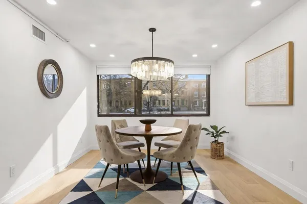 $1,295,000 | 1731 Beacon Street, Unit 114, Brookline, MA 02445
