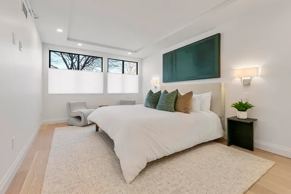 $1,295,000 | 1731 Beacon Street, Unit 114, Brookline, MA 02445
