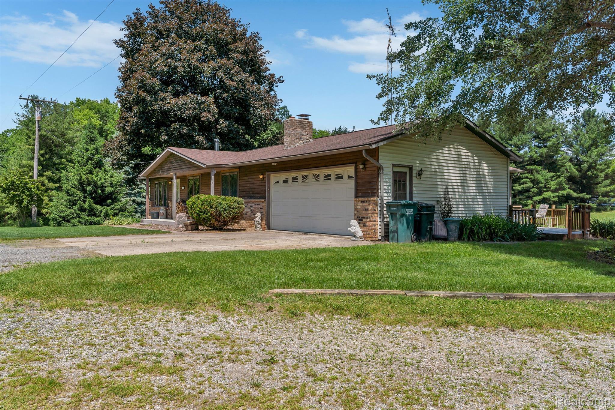 3980 Flint River Road Columbiaville, MI 48421 - Photo 4 of 42 Gallery Image 4