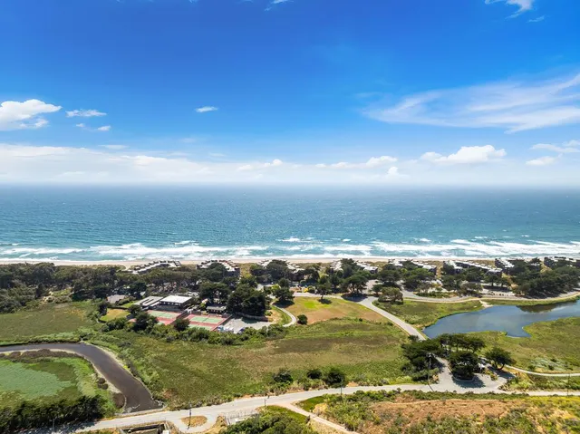 $950,000 | 101 Shell Road, Unit 3, Watsonville, CA 95076