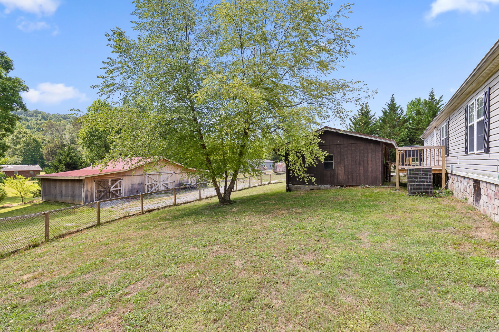 180 Dryman Lane Decatur, TN 37322 - Photo 11 of 50