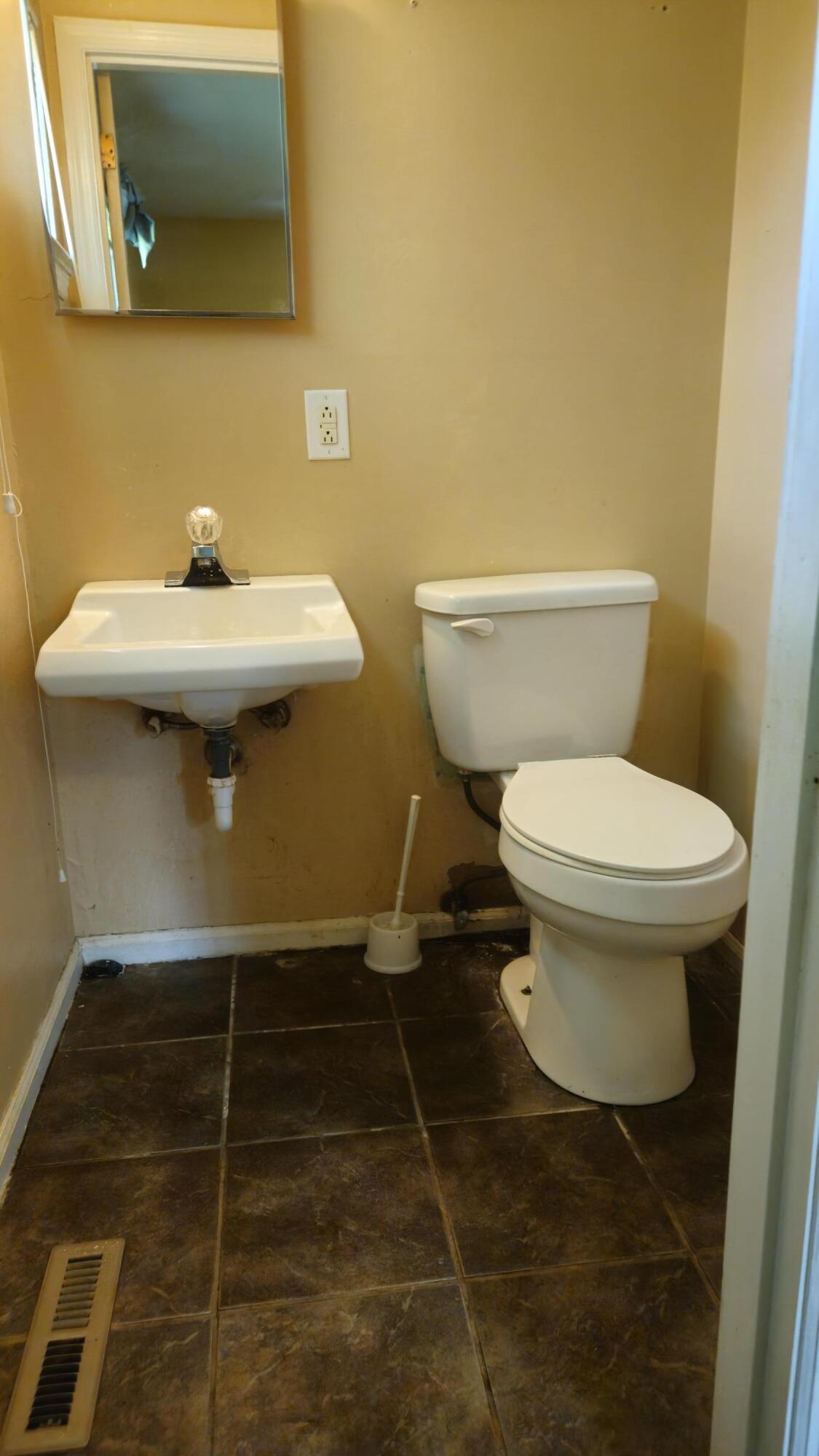 7713 Standifer Gap Road Chattanooga, TN 37421 - Photo 39 of 58 20250630_170018