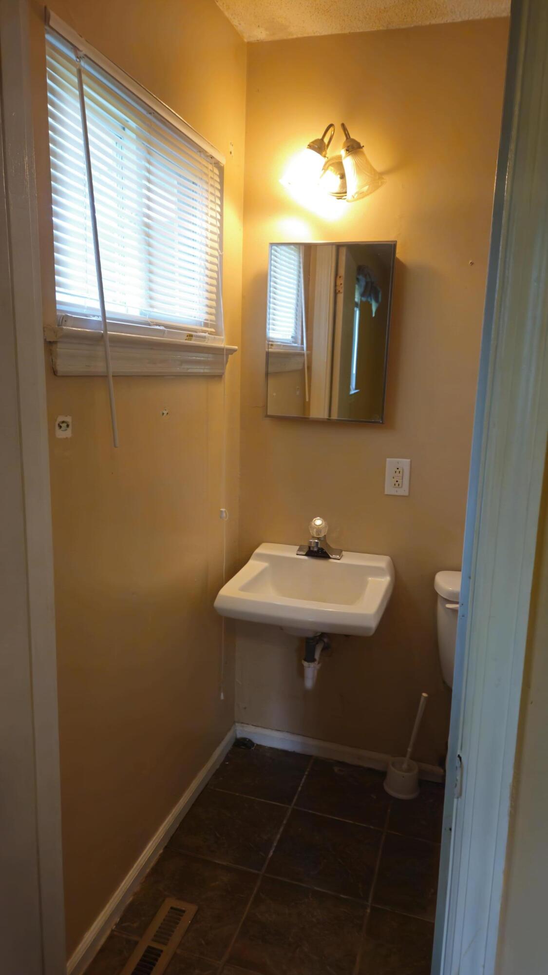 7713 Standifer Gap Road Chattanooga, TN 37421 - Photo 41 of 58 20250630_170049