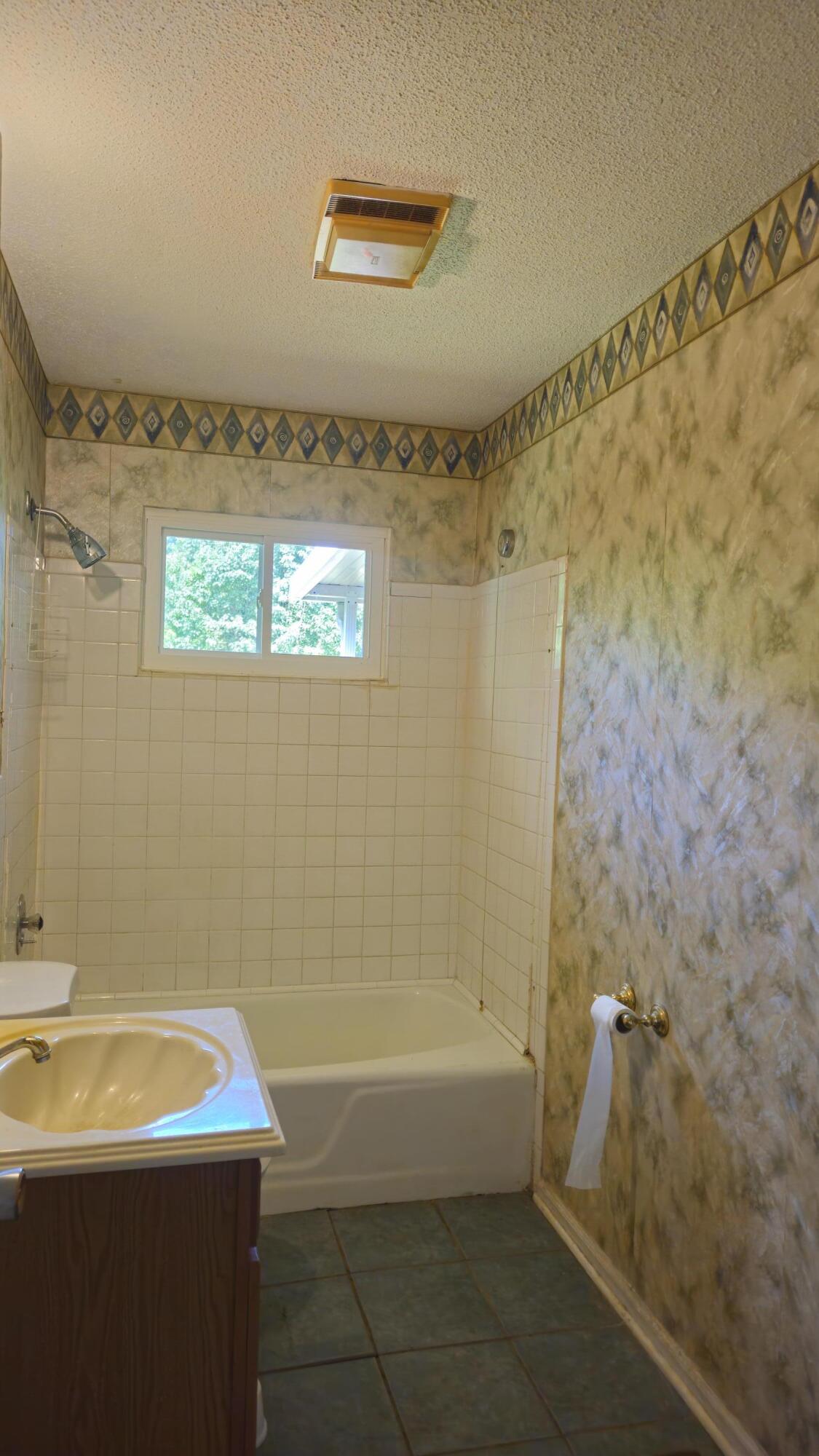 7713 Standifer Gap Road Chattanooga, TN 37421 - Photo 46 of 58 20250630_170234