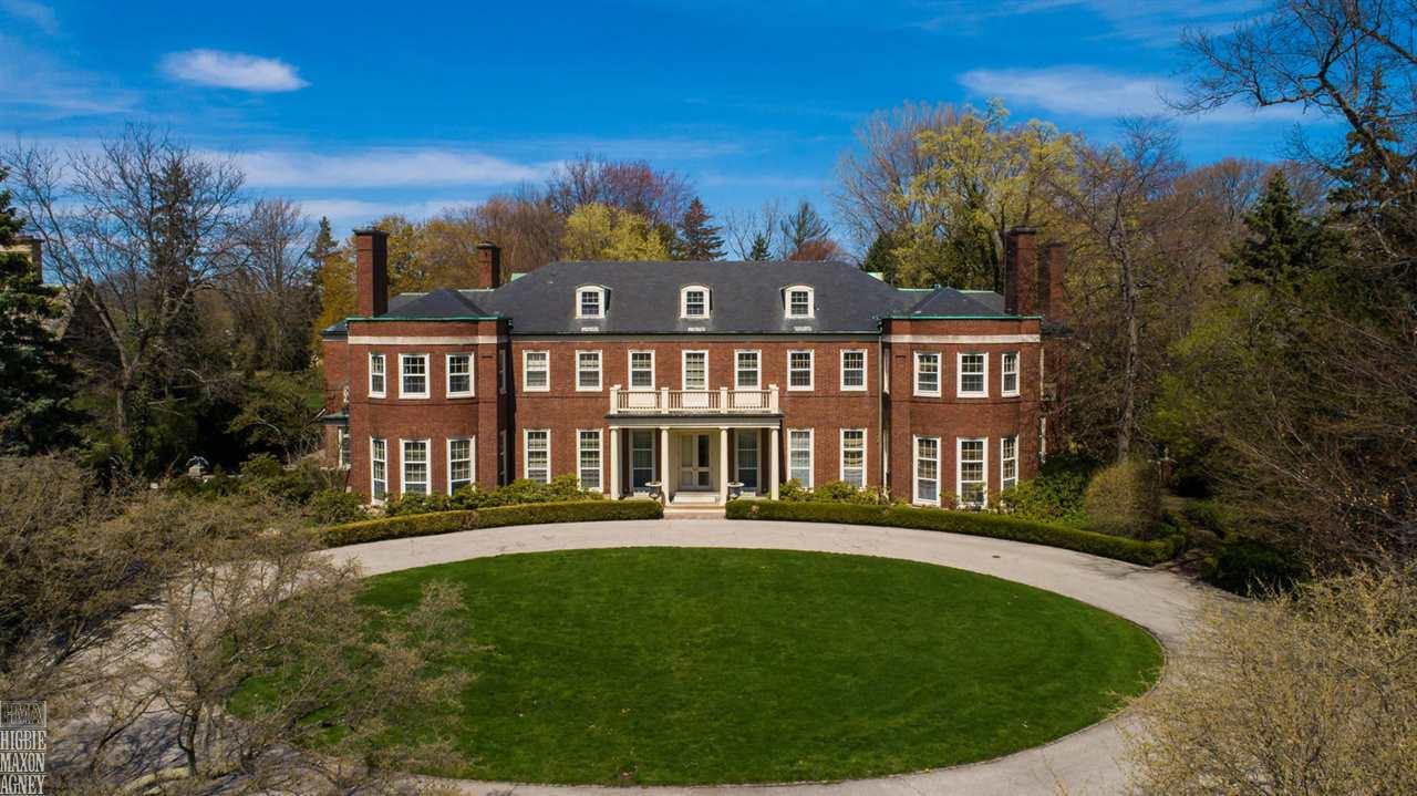 226 Provencal Road Grosse Pointe Farms, MI 48236 - Photo 1 of 1