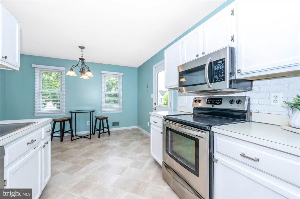 17125 Hoskinson Road Poolesville, MD 20837 - Photo 13 of 60