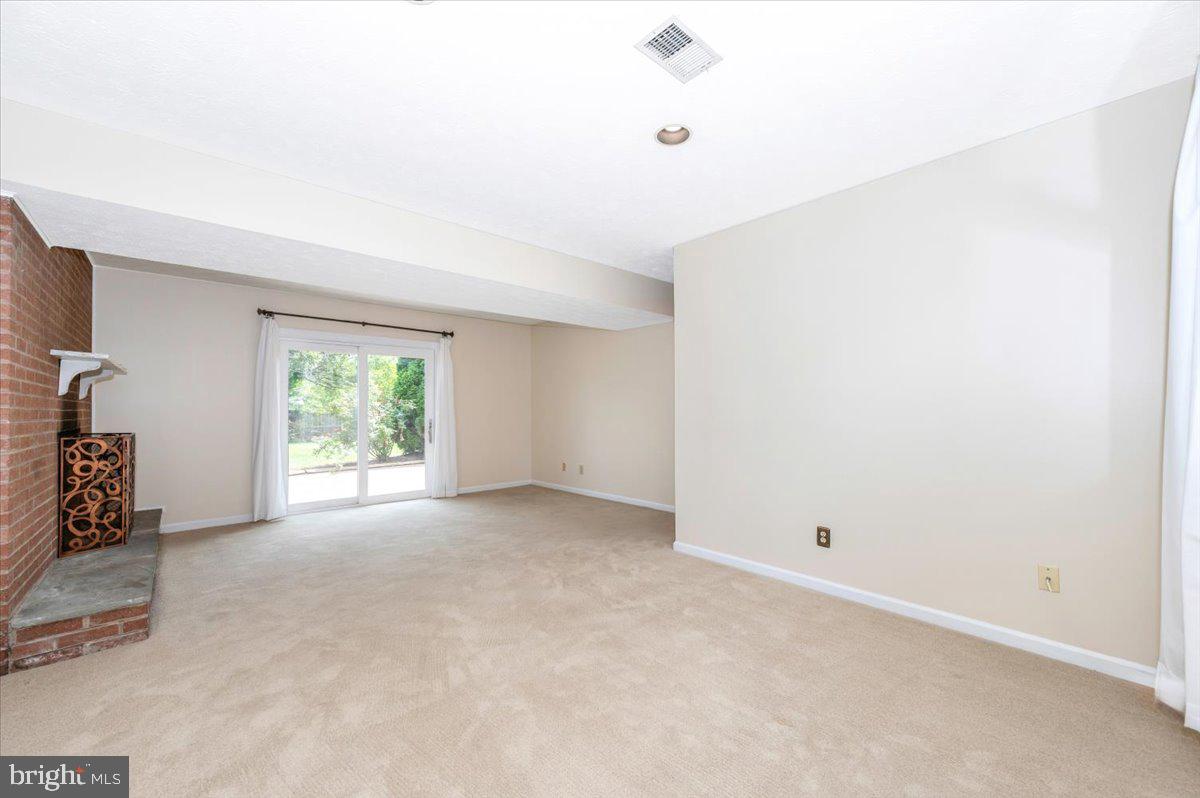 17125 Hoskinson Road Poolesville, MD 20837 - Photo 38 of 60