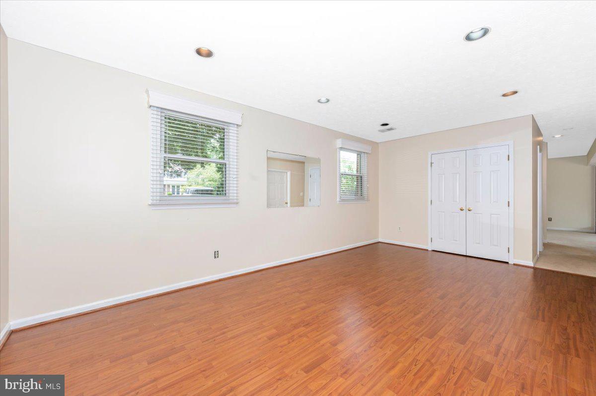 17125 Hoskinson Road Poolesville, MD 20837 - Photo 40 of 60 Huge 4th Bedroom