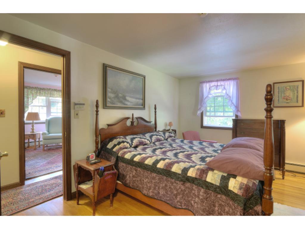 17 Woodridge Road Hampstead, NH 03826 - Photo 21 of 33 Gallery Image 21