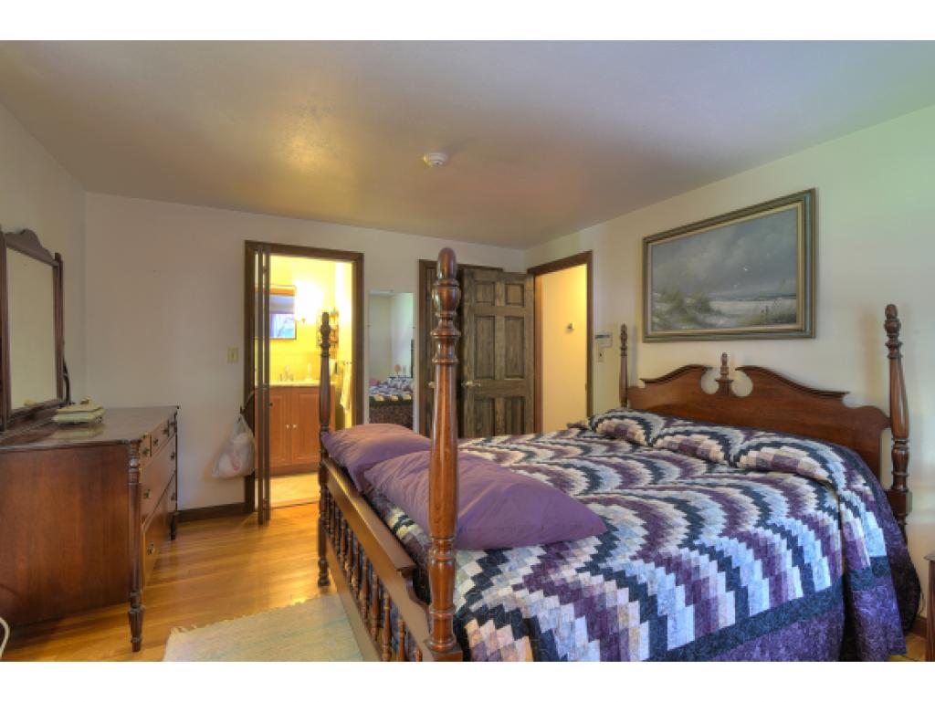 17 Woodridge Road Hampstead, NH 03826 - Photo 22 of 33 Gallery Image 22