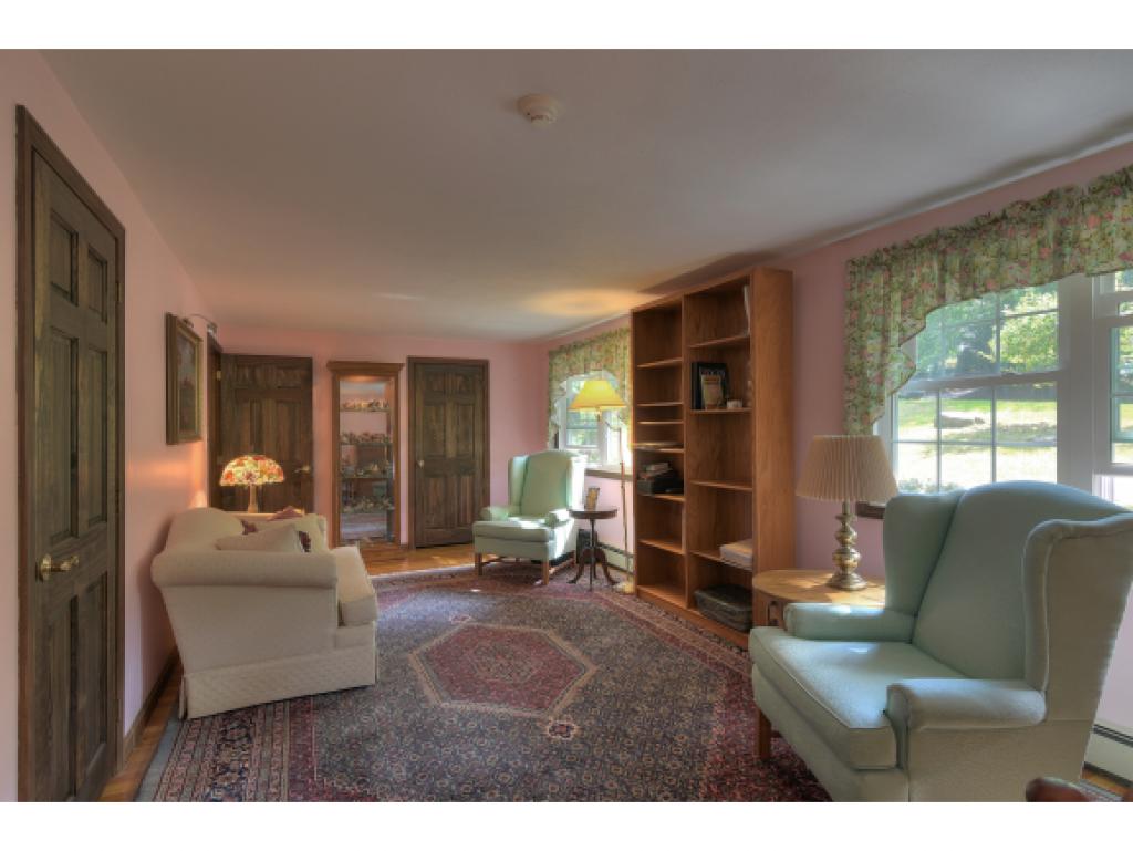 17 Woodridge Road Hampstead, NH 03826 - Photo 24 of 33 Gallery Image 24