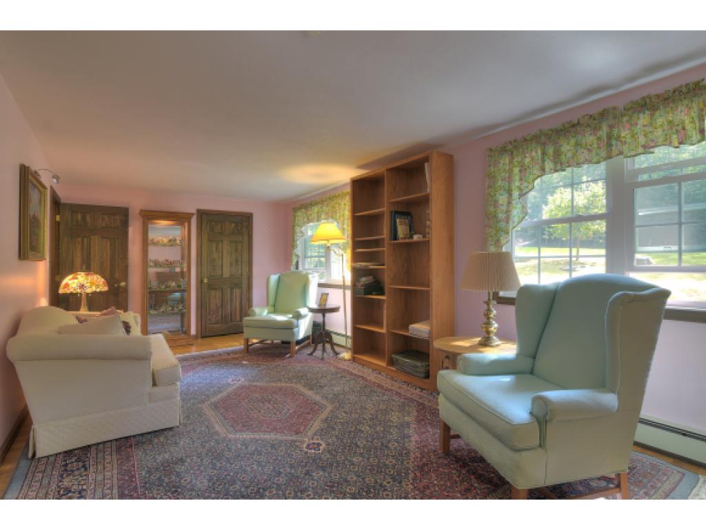 17 Woodridge Road Hampstead, NH 03826 - Photo 25 of 33 Gallery Image 25