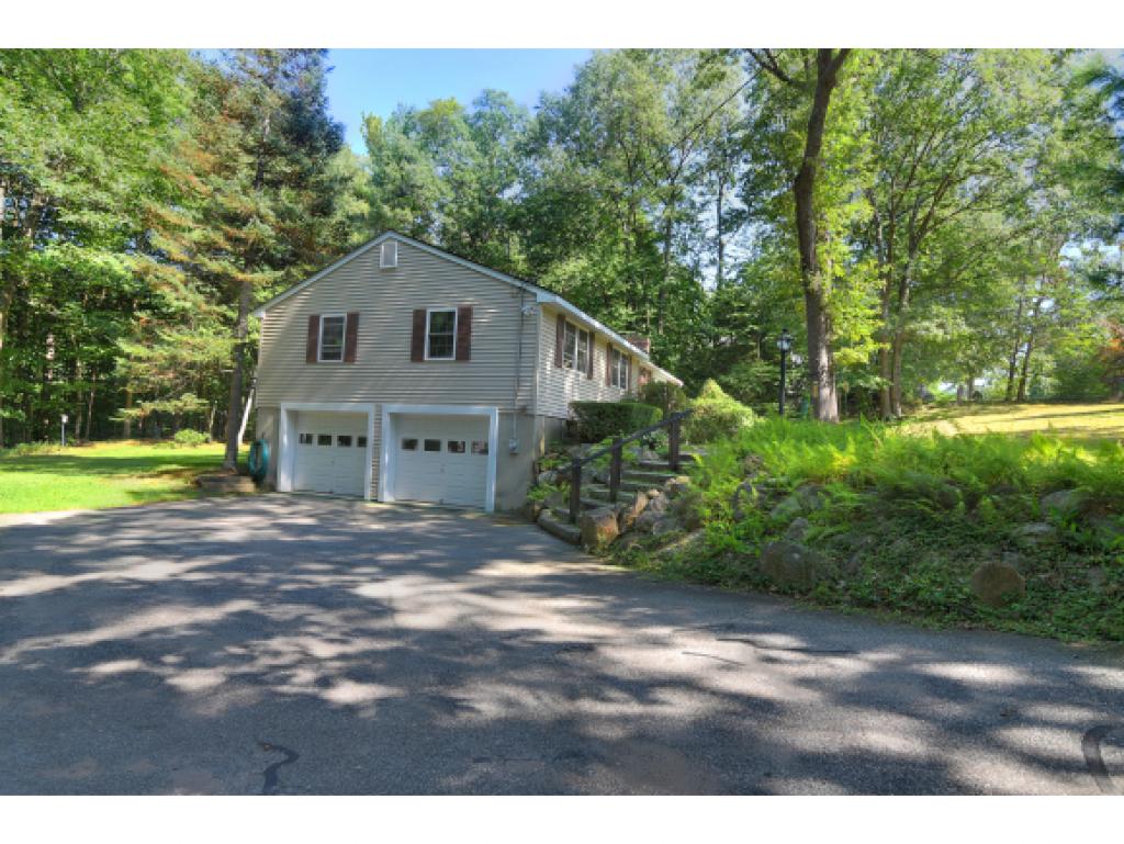 17 Woodridge Road Hampstead, NH 03826 - Photo 31 of 33 Gallery Image 31
