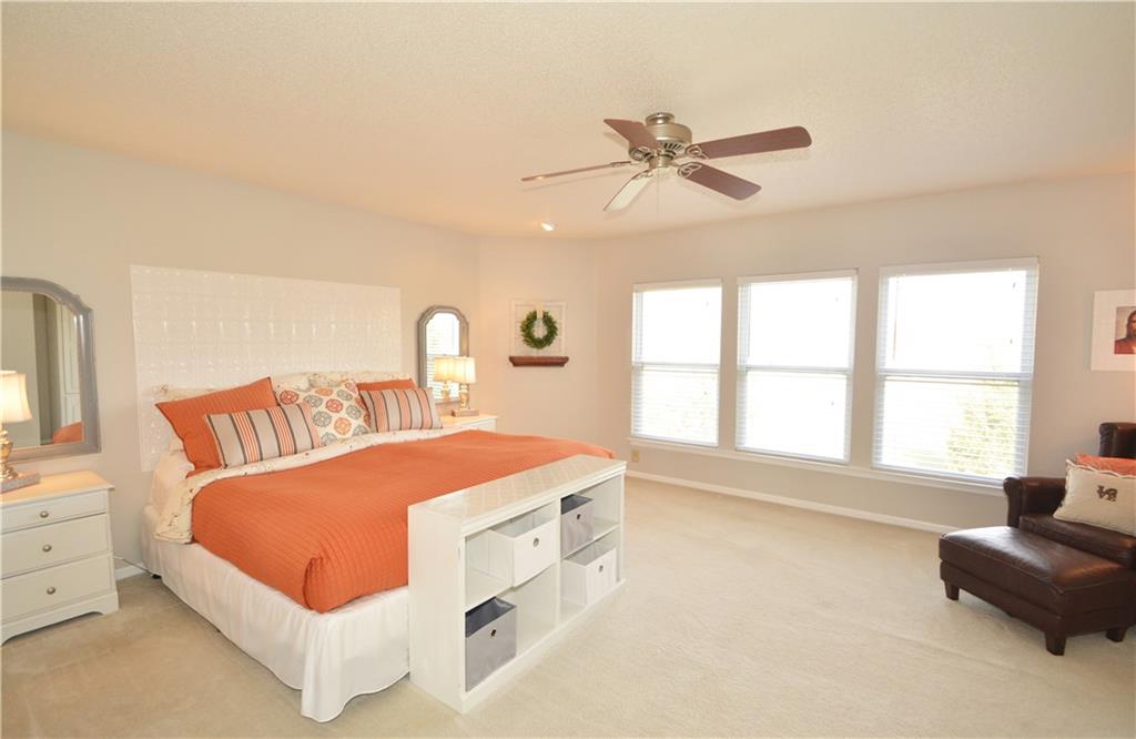 10388 Splendor Way Indianapolis, IN 46234 - Photo 12 of 24 Gallery Image 12