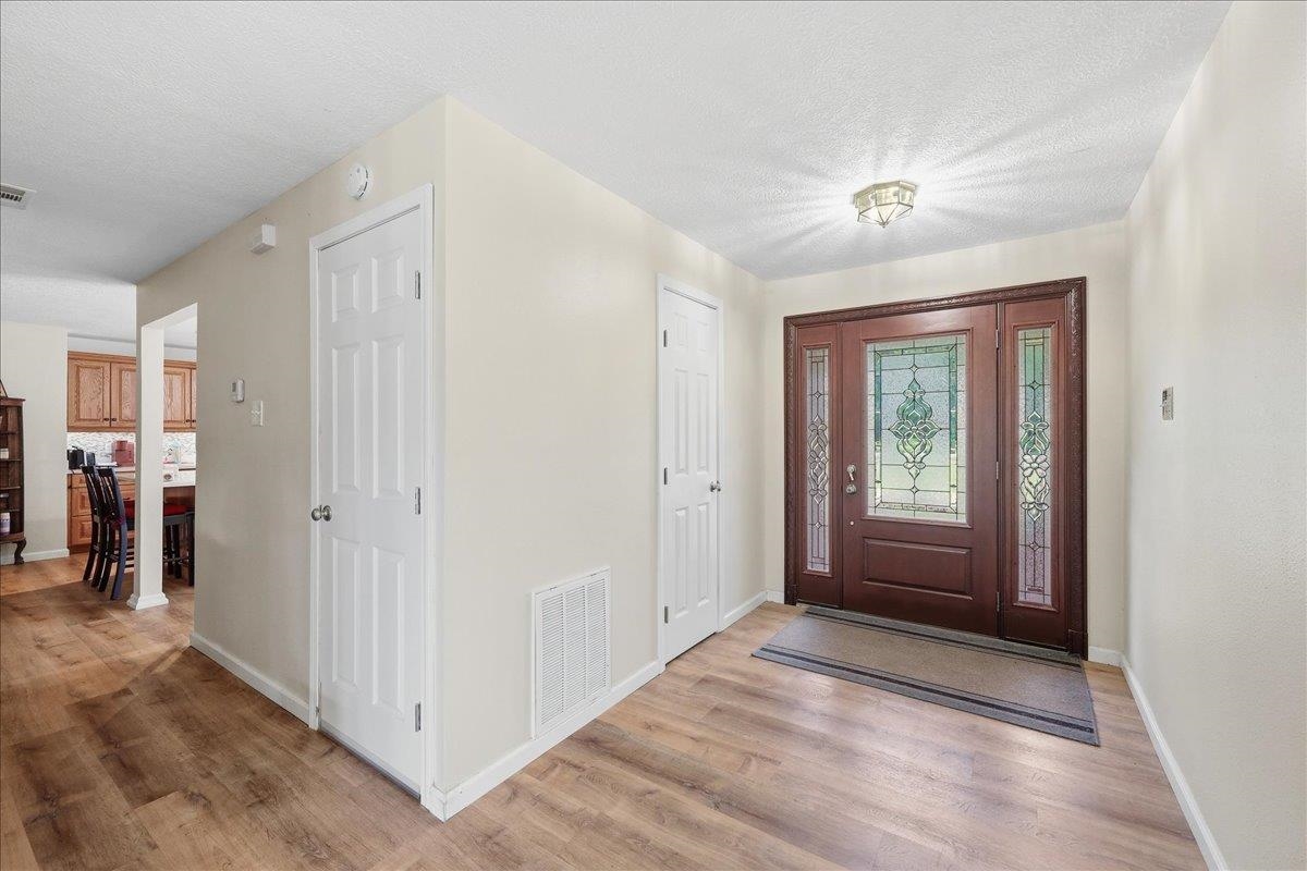 8613 East Fox Road Orange, TX 77632 - Photo 9 of 45