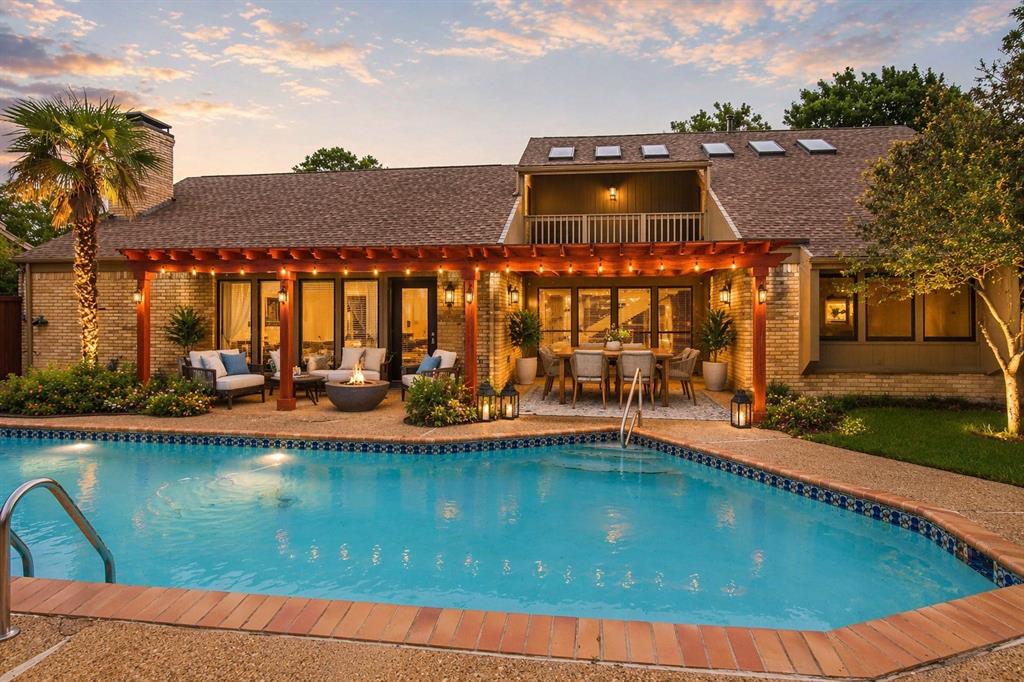 2405 Springpark Way Richardson, TX 75082 - Photo 20 of 40 back yard virtually staged