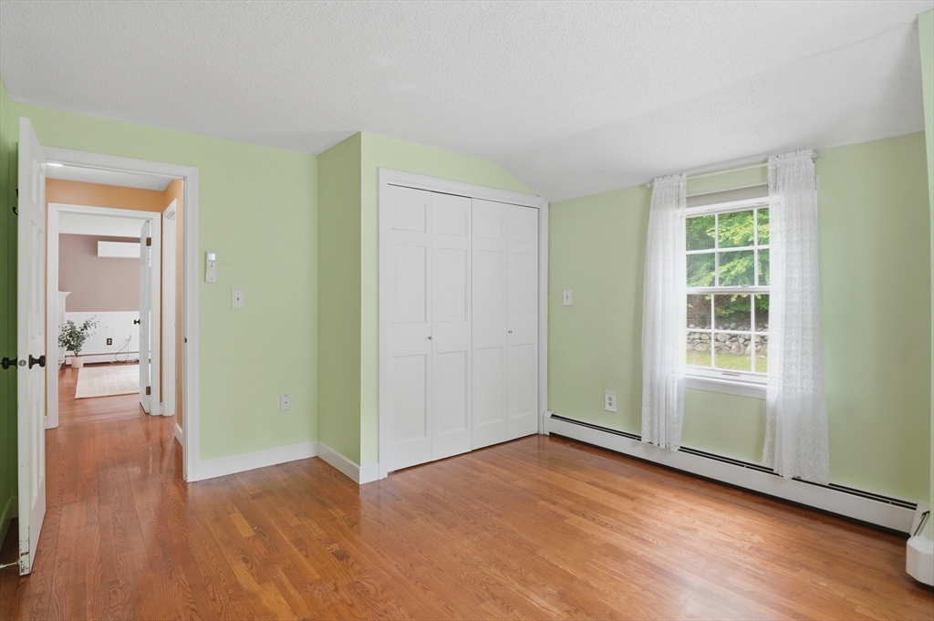 74 High Street Upton, MA 01568 - Photo 23 of 40