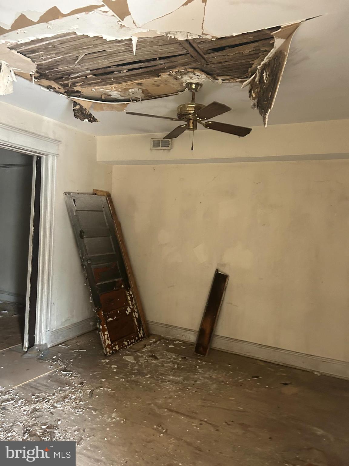 28 Girard Street Northeast Washington, DC 20002 - Photo 6 of 28