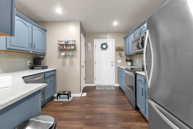 $335,000 | 2214 Pike Street, St. Joseph, MO 64503