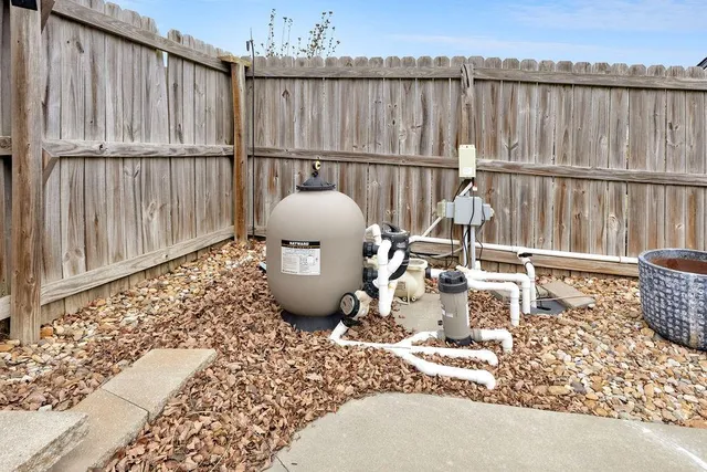 $335,000 | 2214 Pike Street, St. Joseph, MO 64503