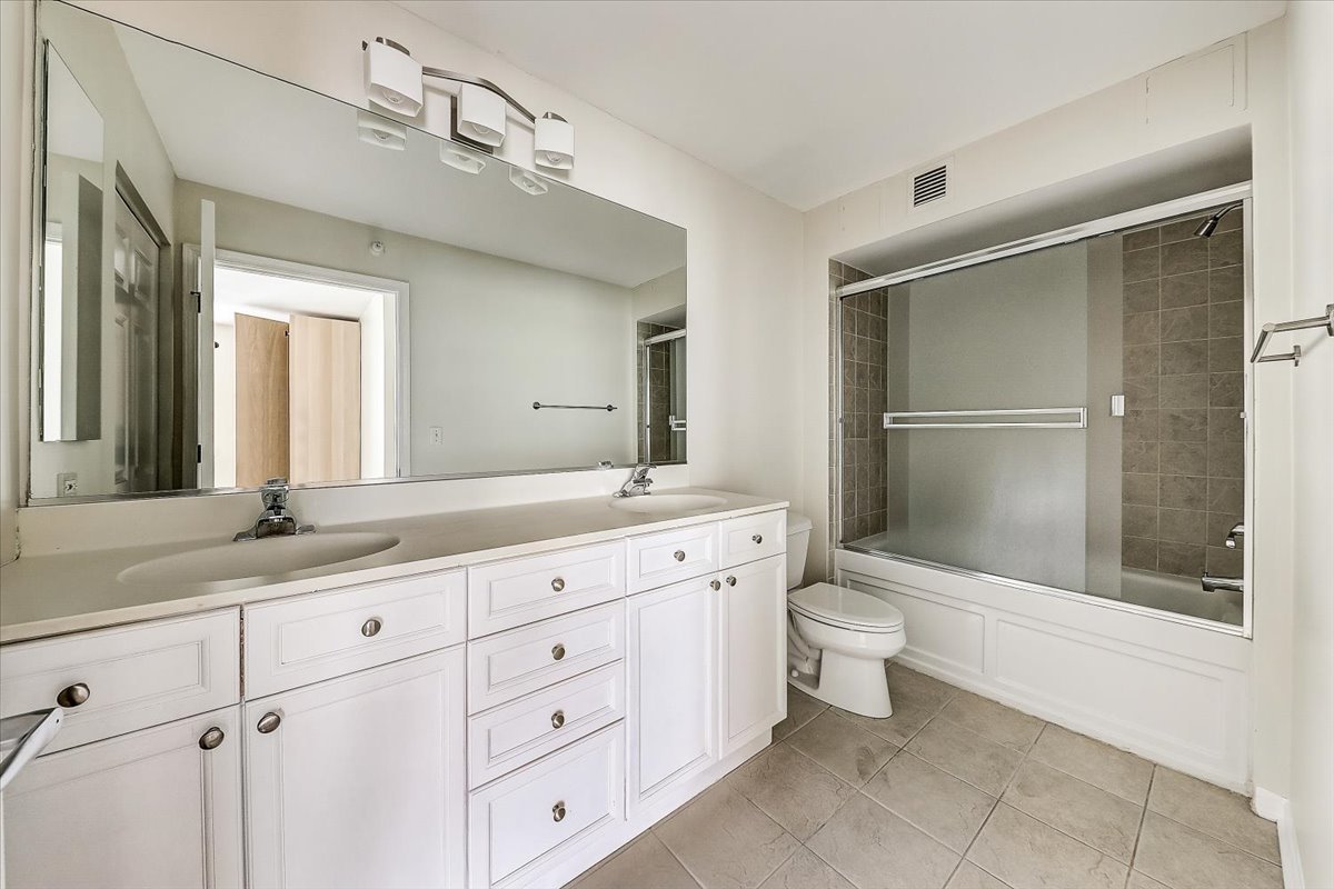 1640 Maple Avenue, Unit 1505 Evanston, IL 60201 - Photo 15 of 29