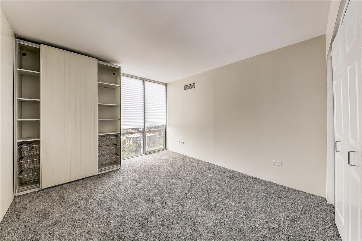 1640 Maple Avenue, Unit 1505 Evanston, IL 60201 - Photo 16 of 29