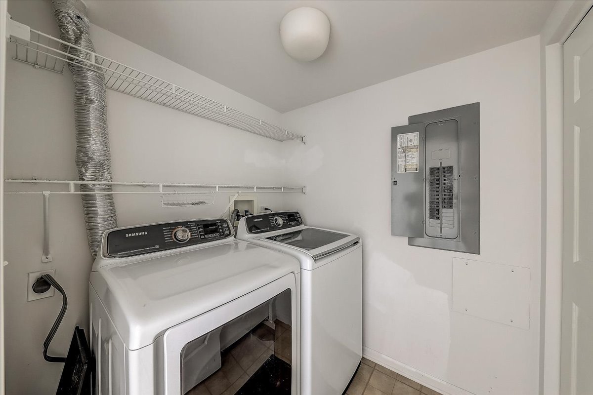 1640 Maple Avenue, Unit 1505 Evanston, IL 60201 - Photo 20 of 29