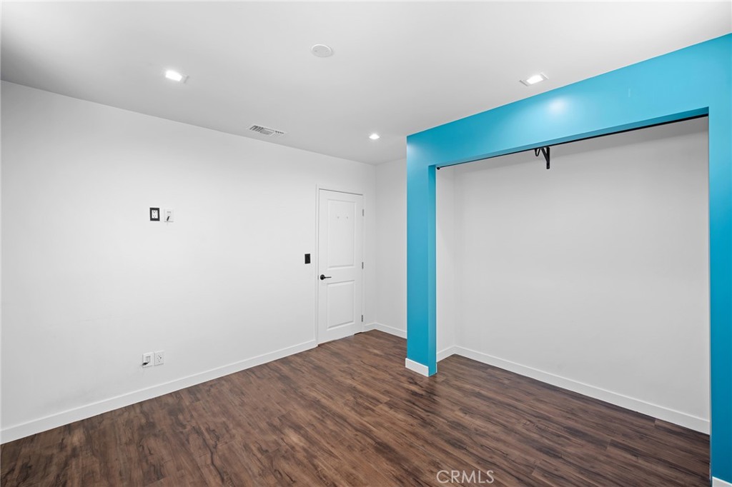 10652 Vanora Drive Sunland, CA 91040 - Photo 12 of 31