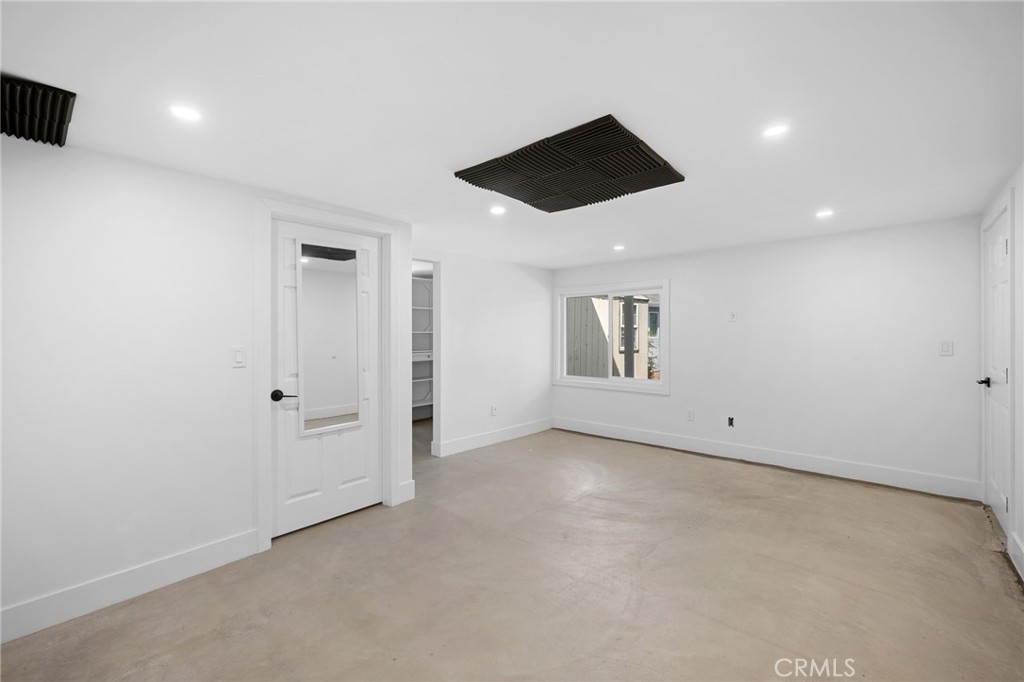 10652 Vanora Drive Sunland, CA 91040 - Photo 17 of 31