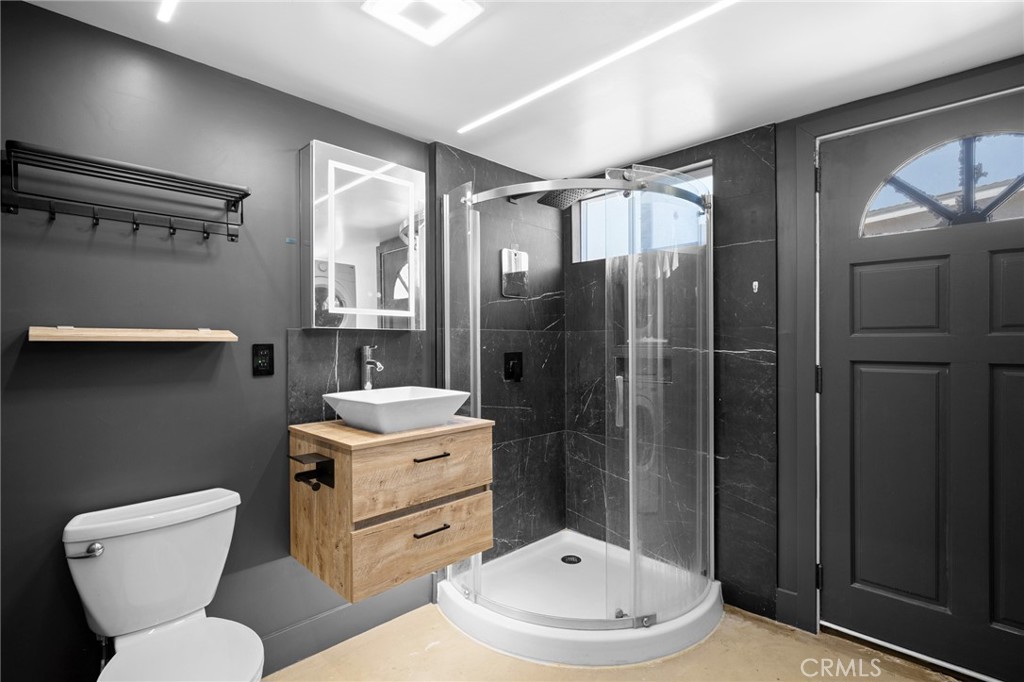 10652 Vanora Drive Sunland, CA 91040 - Photo 19 of 31