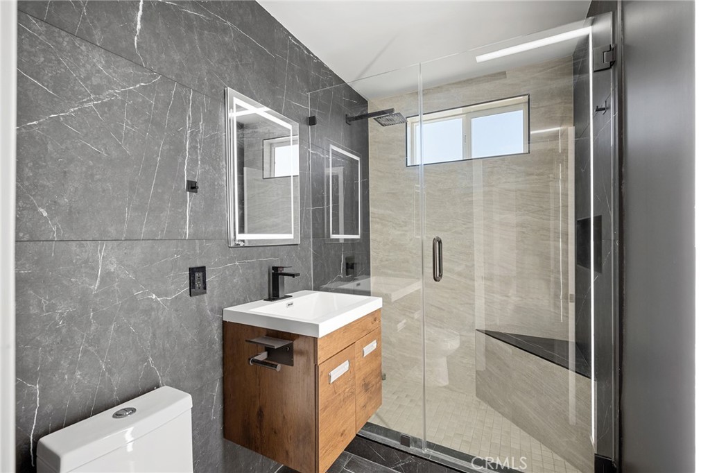 10652 Vanora Drive Sunland, CA 91040 - Photo 10 of 31