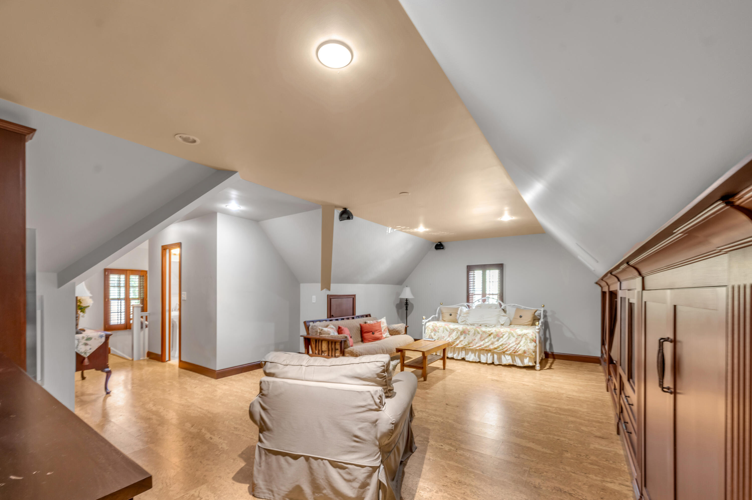 400 Ridgeway Road Lexington, KY 40502 - Photo 120 of 129 DSC_3649